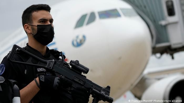 Francia pone fin a las evacuaciones en Afganistán